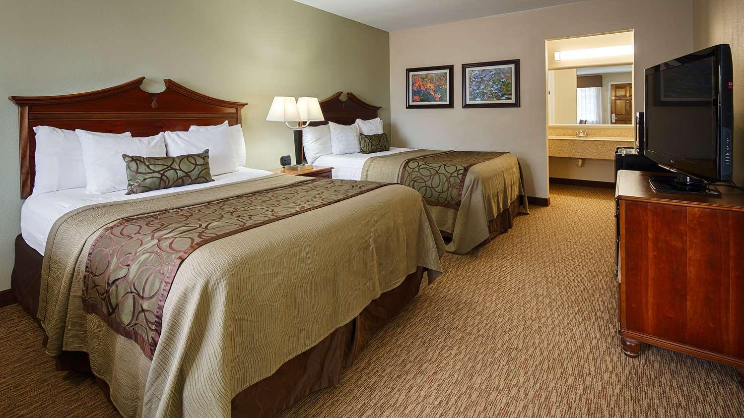 Best Western Inn Of Бренем Екстер'єр фото