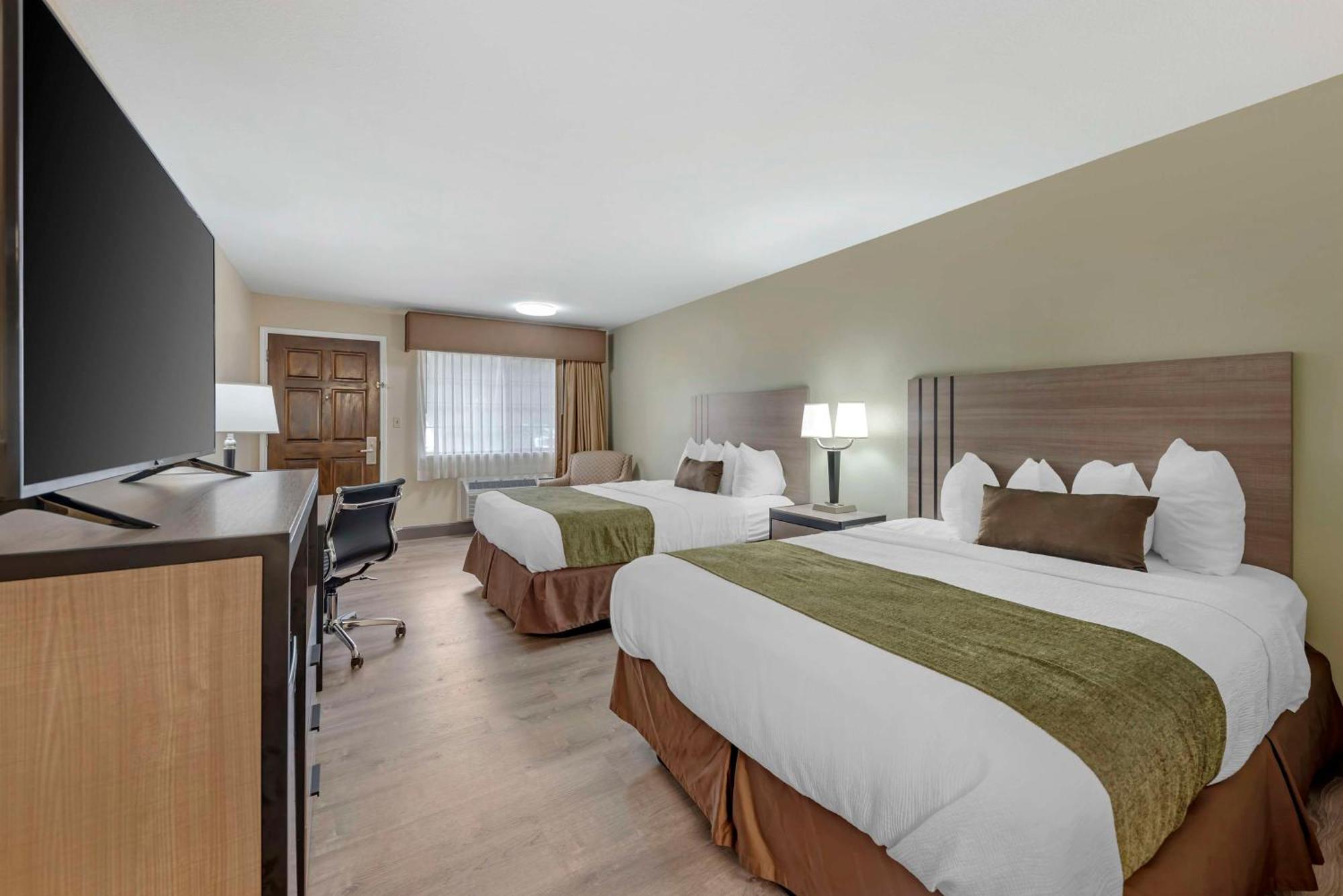 Best Western Inn Of Бренем Екстер'єр фото